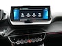Peugeot e-2008 EV GT Pack 50 kWh | SoH 92,5% | Apple Carplay | Navigatie | Achteruitrij camera | Sportstoelen | Voorstoelen verwarmd | Parkeersensoren voor en achter |