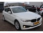 BMW 3-Serie Gran Turismo 320i High Executive (NL auto), Navigatie, Cruise control, Camera, Stoelverwarming, Lederen interieur