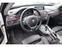 BMW 3-Serie Gran Turismo 320i High Executive (NL auto), Navigatie, Cruise control, Camera, Stoelverwarming, Lederen interieur