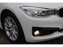 BMW 3-Serie Gran Turismo 320i High Executive (NL auto), Navigatie, Cruise control, Camera, Stoelverwarming, Lederen interieur