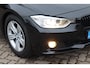 BMW 3-Serie 320i Executive Navigatie, Airco, Elektrische ramen, Lederen interieur