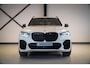 BMW X5 XDrive45e M-Sport | Panorama | Individual Leder Tartufo | Meesturende Achteras | Carbon | Driving Ass. Prof. | Leder Dash.
