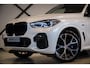 BMW X5 XDrive45e M-Sport | Panorama | Individual Leder Tartufo | Meesturende Achteras | Carbon | Driving Ass. Prof. | Leder Dash.