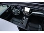 Volvo XC60 2.0 T8 hybrid AWD Plus Dark Pano Memory H&K 360 ACC keyless 21” Bliss Stuurverwarming