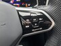 Volkswagen T-Roc 1.0 TSI R-Line Achteruitrijcamera 'Rear View' / LED Plus verlichting / Navigatie / R-Line /