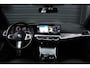BMW 3-Serie Touring 330e xDrive M-Sport Pro | Panoramadak | M Schaalstoelen | HUD | Adaptieve cruise Control | LED | 19 Inch