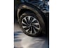 Volkswagen T-Roc Life First Edition Inclusief €2000,- inruilvoordeel | 'App-Connect' draadloze smartphone integratie | Automatische afstandsregeling (Adaptive Cruise Control) | Buitenspiegels elektrisch instel-, verwarm- en inklapbaar