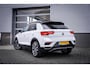 Volkswagen T-Roc 1.0 TSI Style | Cruise control adaptief | DAB ontvanger | Elektrisch glazen panorama-dak