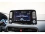 Hyundai Kona Electric EV Premium 64 kWh [ Warmtepomp Stoelverwarming LED Navi ]