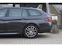 BMW 5-Serie Touring 520i M-Sport | LASERLIGHT | NAP | DEALER ONDERHOUDEN | APPLE CARPLAY | ANDRIOD AUTO | SFEERVERLICHTING
