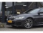 BMW 5-Serie Touring 520i M-Sport | LASERLIGHT | NAP | DEALER ONDERHOUDEN | APPLE CARPLAY | ANDRIOD AUTO | SFEERVERLICHTING