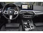 BMW 5-Serie Touring 520i M-Sport | LASERLIGHT | NAP | DEALER ONDERHOUDEN | APPLE CARPLAY | ANDRIOD AUTO | SFEERVERLICHTING