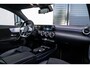 Mercedes-Benz A-klasse 250e AMG Line 218PK PANO / TREKHAAK / CAMERA