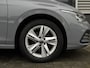 Volkswagen Golf 1.5 eTSI Style Navi ACC PDC