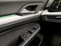 Volkswagen Golf Variant 1.0 TSI Sport (APPLE CARPLAY, GROOT NAVI, CLIMATE, PARKEERSENSOREN, KEYLESS, SPORTSTOELEN, GETINT GLAS, SFEERVERLICHTING, NIEUWSTAAT)