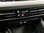 Volkswagen Golf Variant 1.0 TSI Sport (APPLE CARPLAY, GROOT NAVI, CLIMATE, PARKEERSENSOREN, KEYLESS, SPORTSTOELEN, GETINT GLAS, SFEERVERLICHTING, NIEUWSTAAT)