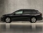 Volkswagen Golf Variant 1.0 TSI Sport (APPLE CARPLAY, GROOT NAVI, CLIMATE, PARKEERSENSOREN, KEYLESS, SPORTSTOELEN, GETINT GLAS, SFEERVERLICHTING, NIEUWSTAAT)