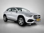 Mercedes-Benz GLA 250 e Business Solution Luxury Limited Lichtmetalen velgen | Navigatie | Parking support met camera achter | Inclusief 24 maanden MB Certified garantie voor Europa.