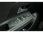 Opel Mokka-e Ultimate 50-kWh 11kw | Navigatie | Adapt. Cruise control | Keyless | Camera | Parkeersensoren | Matrix koplampen  | Warmtepomp | Stoel- en stuurverwarming | Dealer onderhouden | 18 " lichtmetalen velgen |