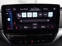 Volkswagen ID.4 Max 77 kWh | Panoramadak | Stoelverwarming | Head-Up | Warmtepomp | 360 Camera | Trekhaak | Sfeerverlichting | Half leder | Matrix LED | Carplay | Adaptive cruise | Memory | Keyless | Massage
