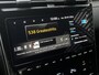 Hyundai Tucson 1.6 T-GDI 265PK PHEV Comfort 4WD | Lage kmstand Plug-inn | Geïntegreerde navigatiesysteem | 19'' Bi-color Lichtmetalen velgen | Vierwielaandrijving |