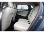 Volvo V40 1.5 T2 Signature Edition - LEDER - AUTOMAAT - PANORAMADAK - CAMERA - LED - NAVIGATIE - STOELVERWARMING
