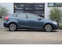 Volvo V40 1.5 T2 Signature Edition - LEDER - AUTOMAAT - PANORAMADAK - CAMERA - LED - NAVIGATIE - STOELVERWARMING