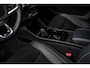 Volvo XC40 T5 Recharge R-Design | Panoramadak | Harman Kardon | Luxury Line | Driver Assist | 360 Camera | Trekhaak | Elektrische stoelen met geheugen | Stoelverwarming voor+ achter | Elektrische achterklep