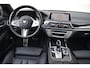 BMW 7-Serie 745e High Executive M-SPORT ORG.NED / CARBON-ZWART / NAP / LUCHTVERING / ACHTERASBESTURING / HARMAN-KARDON