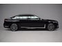 BMW 7-Serie 745e High Executive M-SPORT ORG.NED / CARBON-ZWART / NAP / LUCHTVERING / ACHTERASBESTURING / HARMAN-KARDON