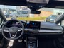 Volkswagen Golf 1.5 eHybrid GTE | 272Pk | Pano Dak | Trekhaak | Head Up | DCC | LED Matrix | SOH 99% | Vol! |