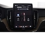 Volvo XC60 T6 AWD Ultra Dark | Head-Up Display | 360 camera | Stoel + Stuurverwarming |  Harman Kardon |