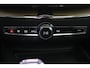 Volvo XC60 T6 AWD Ultra Dark | Head-Up Display | 360 camera | Stoel + Stuurverwarming |  Harman Kardon |