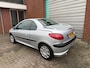Peugeot 206 CC 2.0-16V Clima Bj:2002 NAP!