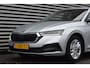 Skoda Octavia Combi 1.0 e-TSI Business Edition LED | Carplay | Trekhaak | Navi | DAB | Clima | Cruise | PDC V+A | LMV
