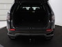 Land Rover Discovery Sport P300e 1.5 R-Dynamic | Leder | Stoelverwarming | Trekhaak | Carplay | Meridian Sound | Camera | 20'' | Full LED | Navigatie | Getint glas | Cruise control