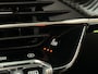 Peugeot e-2008 EV GT Pack 50 kWh | Schuifdak | Stoelverwarming | Keyless | Trekhaak afneembaar |