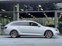 Skoda Superb Combi 1.4 TSI iV Business Edition Plus 218PK | Camera | Apple Carplay | Adaptieve Cruise Control | Stuur-en stoelverwarming | SOH 95.4% |