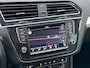 Volkswagen Tiguan 1.4 TSI 125PK R-Line ALL SEASON / TREKHAAK / NAVI / PDC V+A