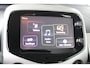 Toyota Aygo 1.0 VVT-i x-nav | Navigatie | Achteruitrijcamera | Cruise control | Elektrische ramen voor |