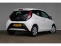 Toyota Aygo 1.0 VVT-i x-nav | Navigatie | Achteruitrijcamera | Cruise control | Elektrische ramen voor |
