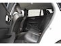 Volvo V60 B3 163PK Momentum Advantage | Park Assist | 17'' | Leder