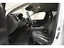 Volvo V60 B3 163PK Momentum Advantage | Park Assist | 17'' | Leder