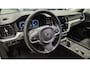 Volvo V60 B3 163PK Momentum Advantage | Park Assist | 17'' | Leder