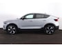 Volvo C40 Extended Range Plus 82 kWh - Panoramadak - IntelliSafe Assist & Surround - Parkeercamera achter - Parkeersensoren voor & achter - Elektr. bedienb. bestuurdersstoel met geheugen - Draadloze tel. lader - Warmtepomp - Extra getint glas - Elektr. inklapbare trekhaak - 19' LMV