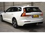 Volvo V60 B3 163PK Essential Edition | Park Assist | ACC | 17'' | Trekhaak
