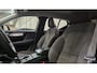 Volvo XC40 T2 129PK Business Pro | Achteruitrijcamera | Adaptieve Cruise |