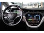 Opel Ampera-e Launch executive 60 kWh | Apple Carplay/ Android Auto | Stoel- en stuurverwarming | Cruise control | Xenon | Navigatiesysteem
