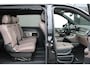 Mercedes-Benz V-klasse 300d / AMG / Exclusive / 4-matic / Luchtvering / 7-pers / Pano / 360 Cam / Burmester / Vol Opties / NIEUWSTAAT.