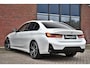 BMW 3-Serie 330d M-Sport Pro Pano H/K HUD El-zetels Parelmoer-wit!